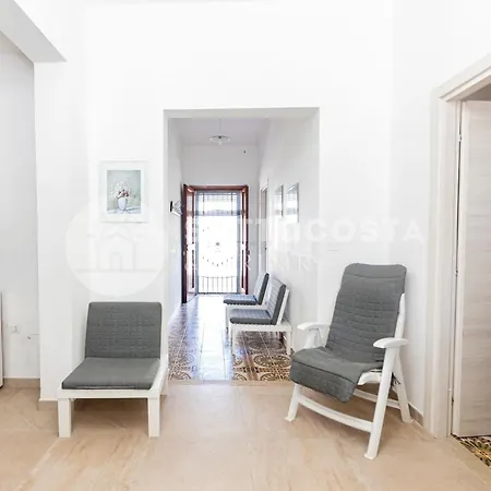 Blu Marine Villa *